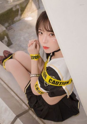 欧美露b艺术图片欣赏_BD在线手机播放