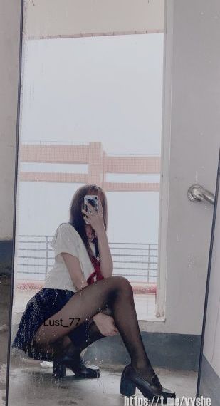 欧美西装男壁纸_4K在线观看完整版