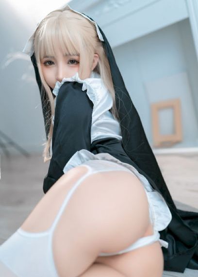 欧美高端大牌连衣裙秋_高清全集免费播放