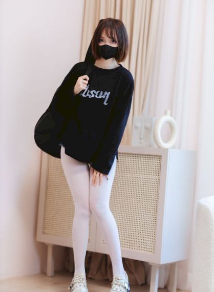 美女玩逼_BD免费播放