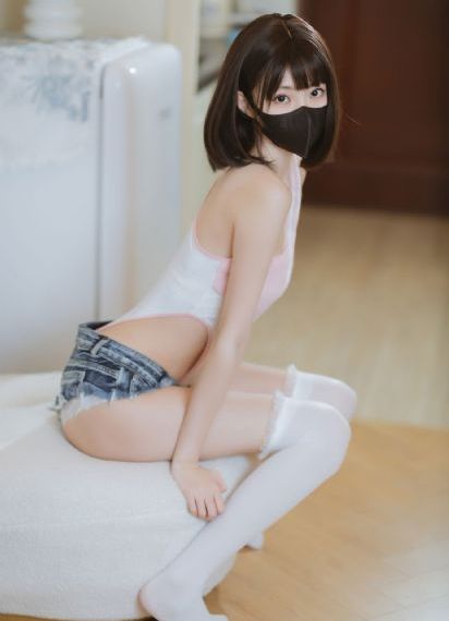 国产18美女视频网站_迅雷在线观看