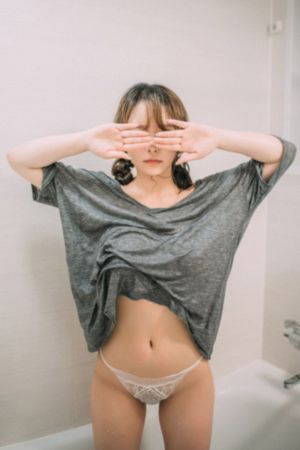 欧美黑人三区_加长未删减版在线观看