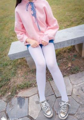 真人泡妞直播免费下载_HD电影在线看