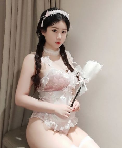 欧美最时尚的女模街拍_超清动漫在线观看