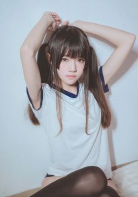 欧美真人b艺术图片_BD英语免费观看韩国