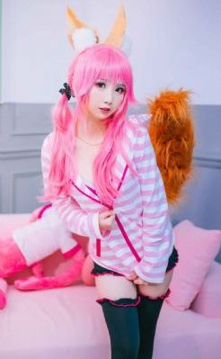 欧美另类丝袜制服_BD电影在线观看